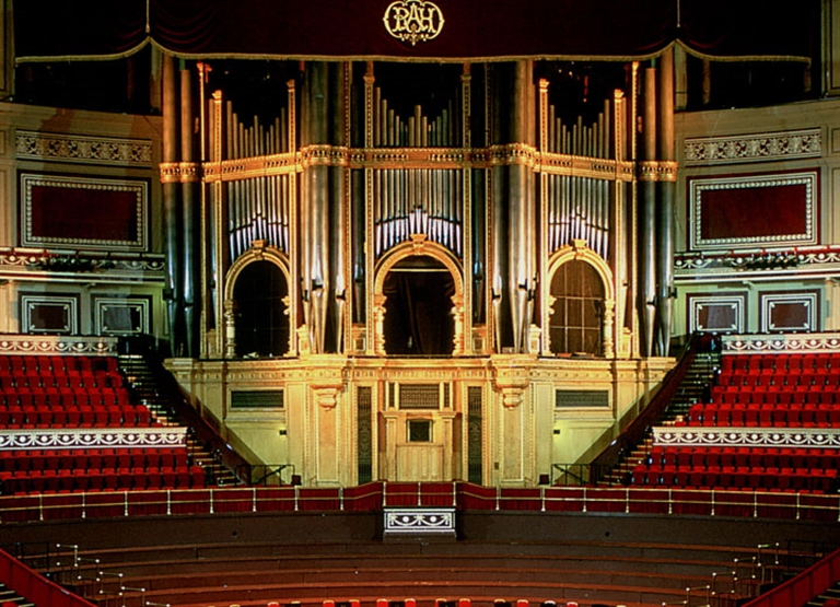 Concert halls & organs humidification